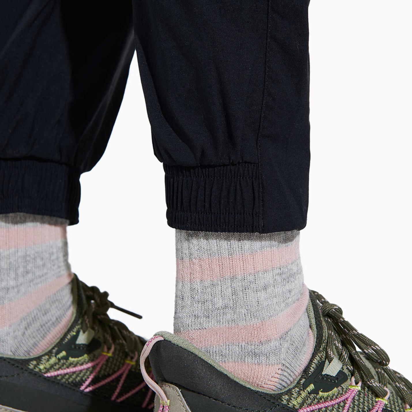 Women Hayes Jogger Black | Merrell Bottoms